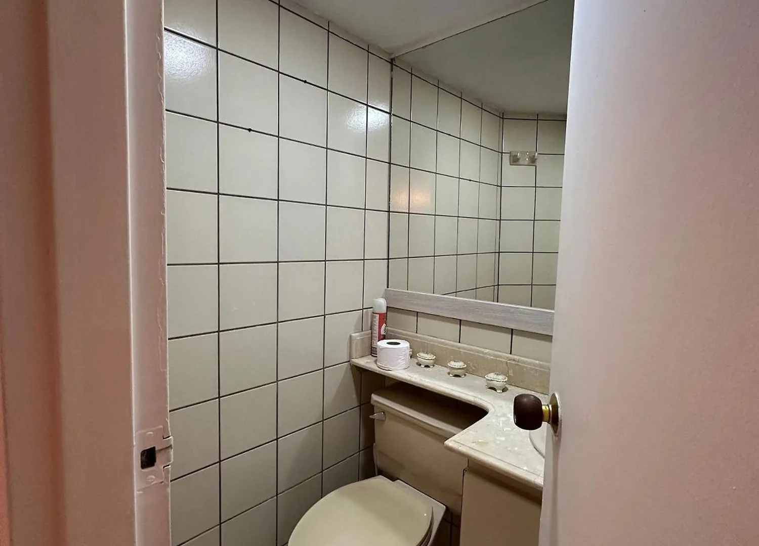 Espacioso Apartamento En El Corazon De Medellin Colombia