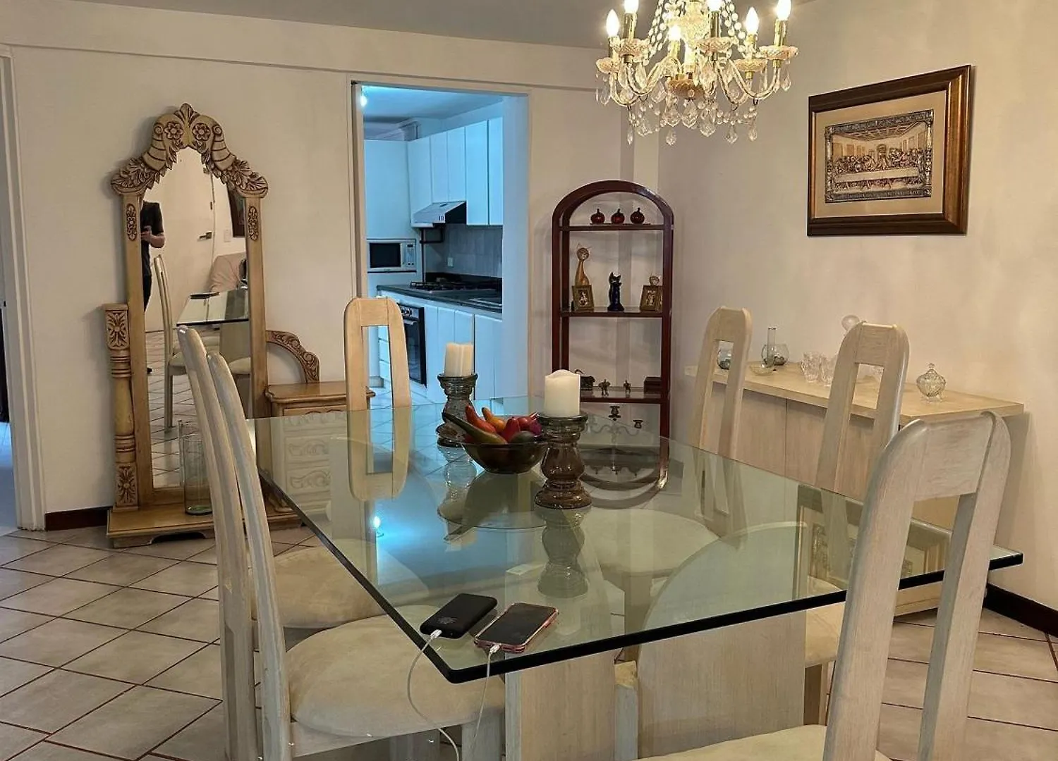 Espacioso Apartamento En El Corazon De Medellin 0*,
